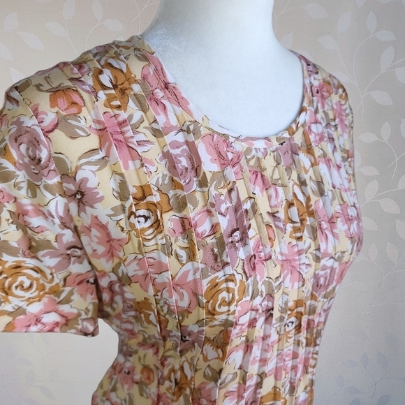 Vintage 90s Romantic Floral Pleat Front Knee Length Dress Bentley Yellow Pink 6 - Picture 8 of 16